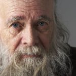 8 stvari koje nikada ne bi trebalo da radite u javnosti: Niste ni svesni da time štetite sebi 8 stvari koje nikada ne bi trebalo da radite u javnosti: Niste ni svesni da time štetite sebi - featured image