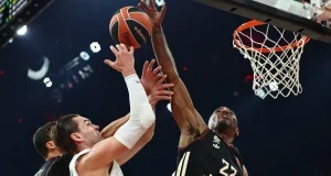 Nova BOMBA u Evroligi: Stigao košarkaš Los Anđeles Lejkersa, evo koji tim je pojačao (FOTO)