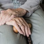 S kim bi starije osobe trebale živjeti, posebno nakon 70 godina? S kim bi starije osobe trebale živjeti, posebno nakon 70 godina? - featured image