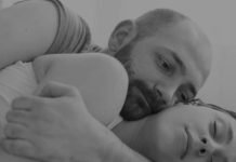 Šta znači ako žena tokom intimnog odnosa samo leži i pasivno se ponaša, prema psihologiji Šta znači ako žena tokom intimnog odnosa samo leži i pasivno se ponaša, prema psihologiji - featured image