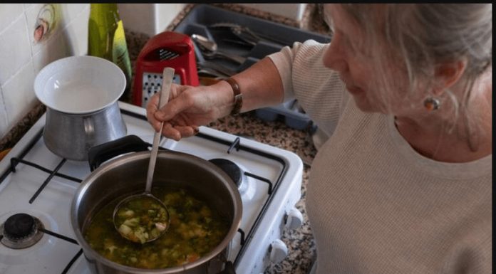 6 STVARI U KUĆI KOJE ODAJU NEUREDNU ŽENU: Ako ne vodi računa o ovim stvarima, ne vodi računa ni o sebi 6 STVARI U KUĆI KOJE ODAJU NEUREDNU ŽENU: Ako ne vodi računa o ovim stvarima, ne vodi računa ni o sebi - featured image