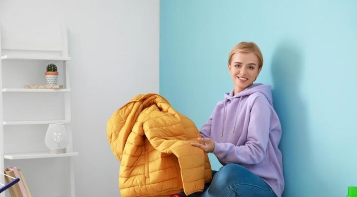 Ovo je najvažnije pravilo kada perete zimske jakne: Evo šta treba ubaciti u bubanj mašine Ovo je najvažnije pravilo kada perete zimske jakne: Evo šta treba ubaciti u bubanj mašine - featured image
