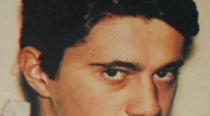 Bio je najlepši Jugosloven, sve fatalne Srpkinje ga jurile, težak život ga slomio: Izguio 2 ćerke, sin mu se slučajno ubio, a onda je on sebi jezivo presudio Bio je najlepši Jugosloven, sve fatalne Srpkinje ga jurile, težak život ga slomio: Izguio 2 ćerke, sin mu se slučajno ubio, a onda je on sebi jezivo presudio - featured image
