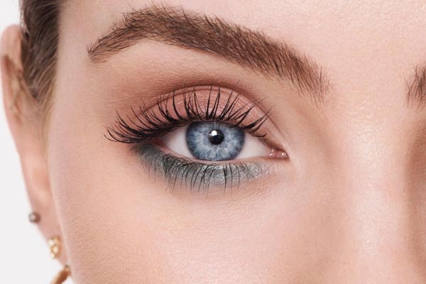 Stvari u ženskom izgledu od kojih muškarcima dođe muka: 5 stvari - featured image