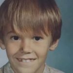 Dečak (7) krenuo u školu i više se nije vratio: Nakon osam godina se pojavio sa detetom u rukama, a kada je otkrio STRAHOTE KOJE JE PREŽIVEO ljudi su bili u šoku Dečak (7) krenuo u školu i više se nije vratio: Nakon osam godina se pojavio sa detetom u rukama, a kada je otkrio STRAHOTE KOJE JE PREŽIVEO ljudi su bili u šoku - featured image